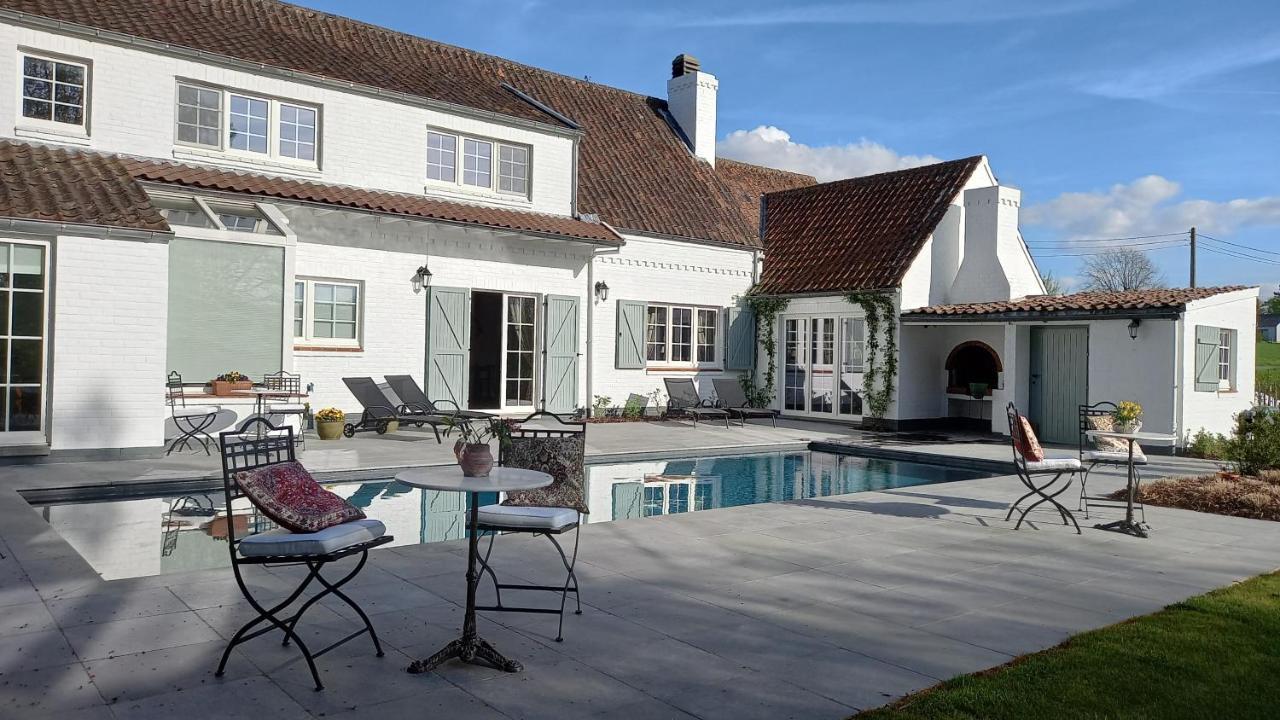 Chambres D'Hotes - Au Clos D'Amande Lasne Bagian luar foto