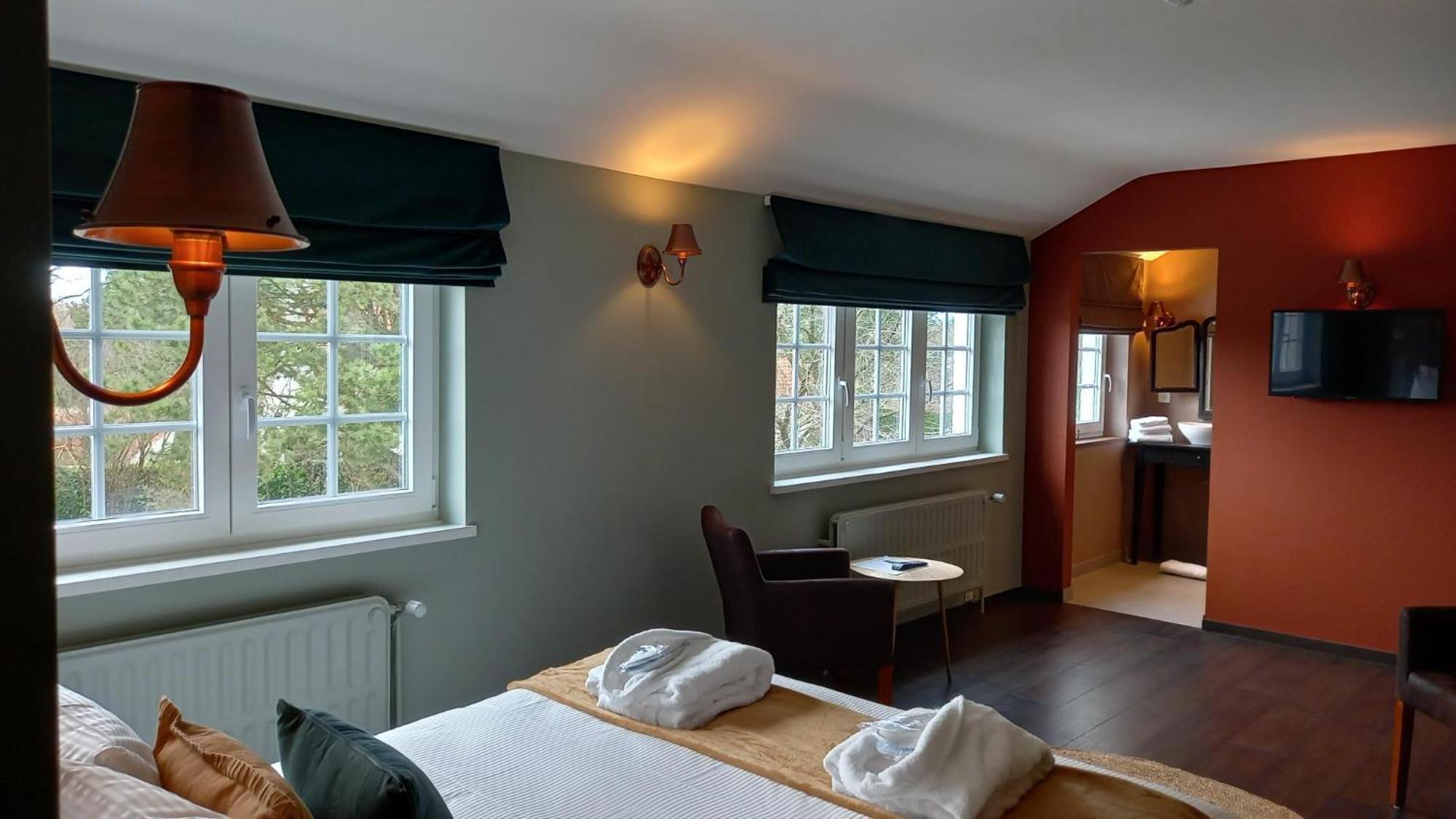 Chambres D'Hotes - Au Clos D'Amande Lasne Bagian luar foto